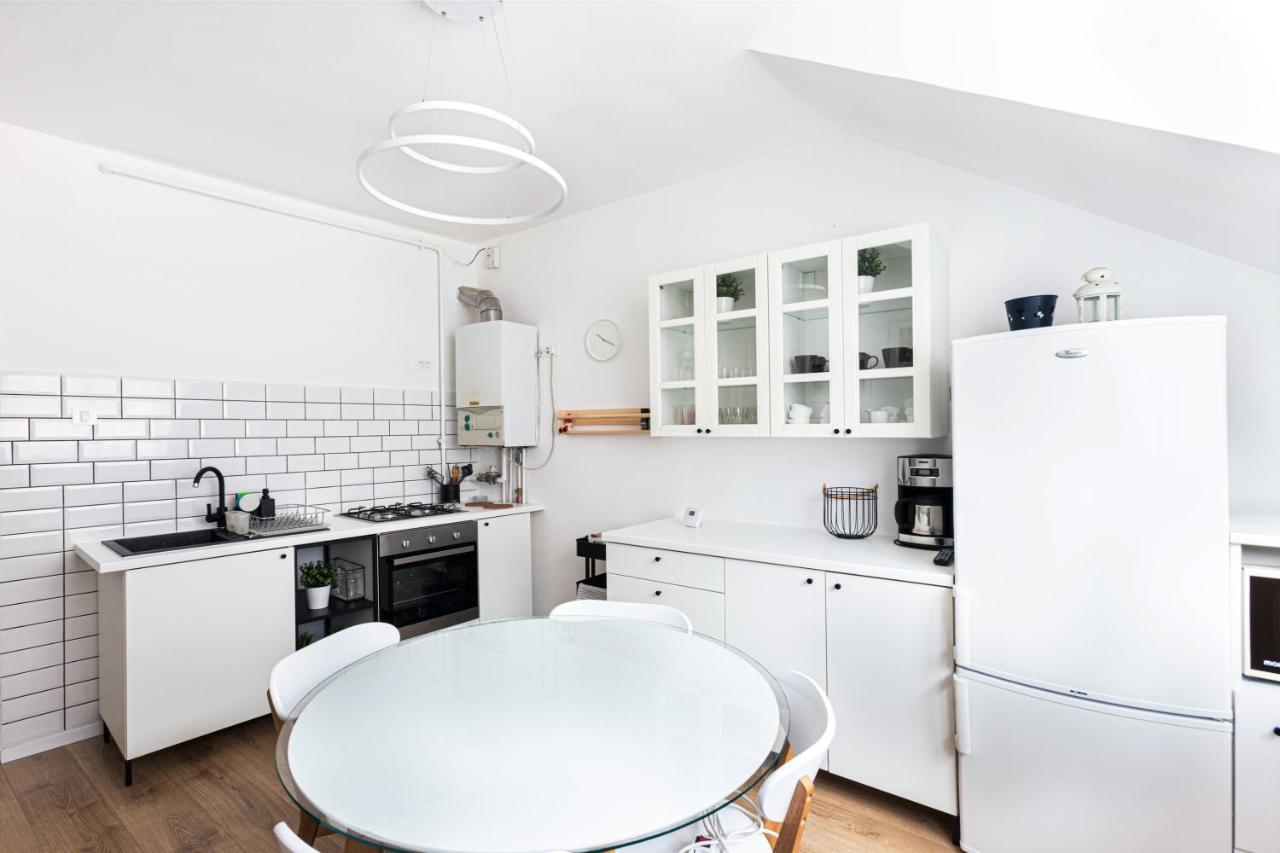 Apartament Agnes Braşov Buitenkant foto