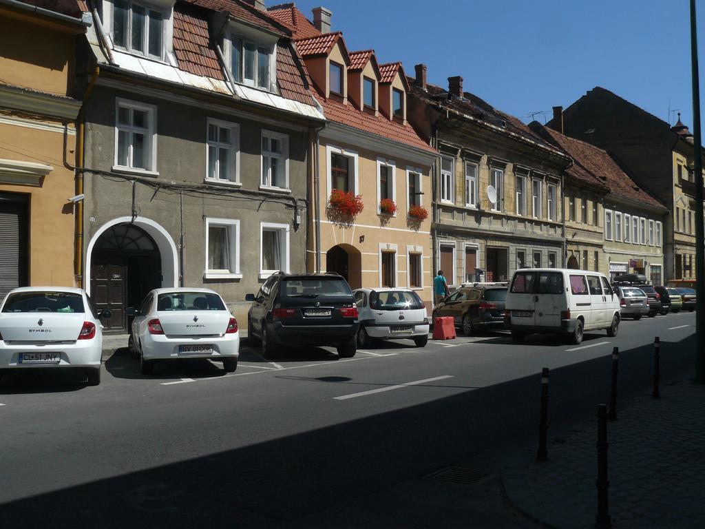 Apartament Agnes Braşov Buitenkant foto