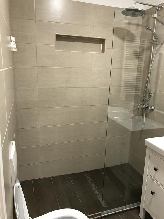 Apartament Agnes Braşov Buitenkant foto